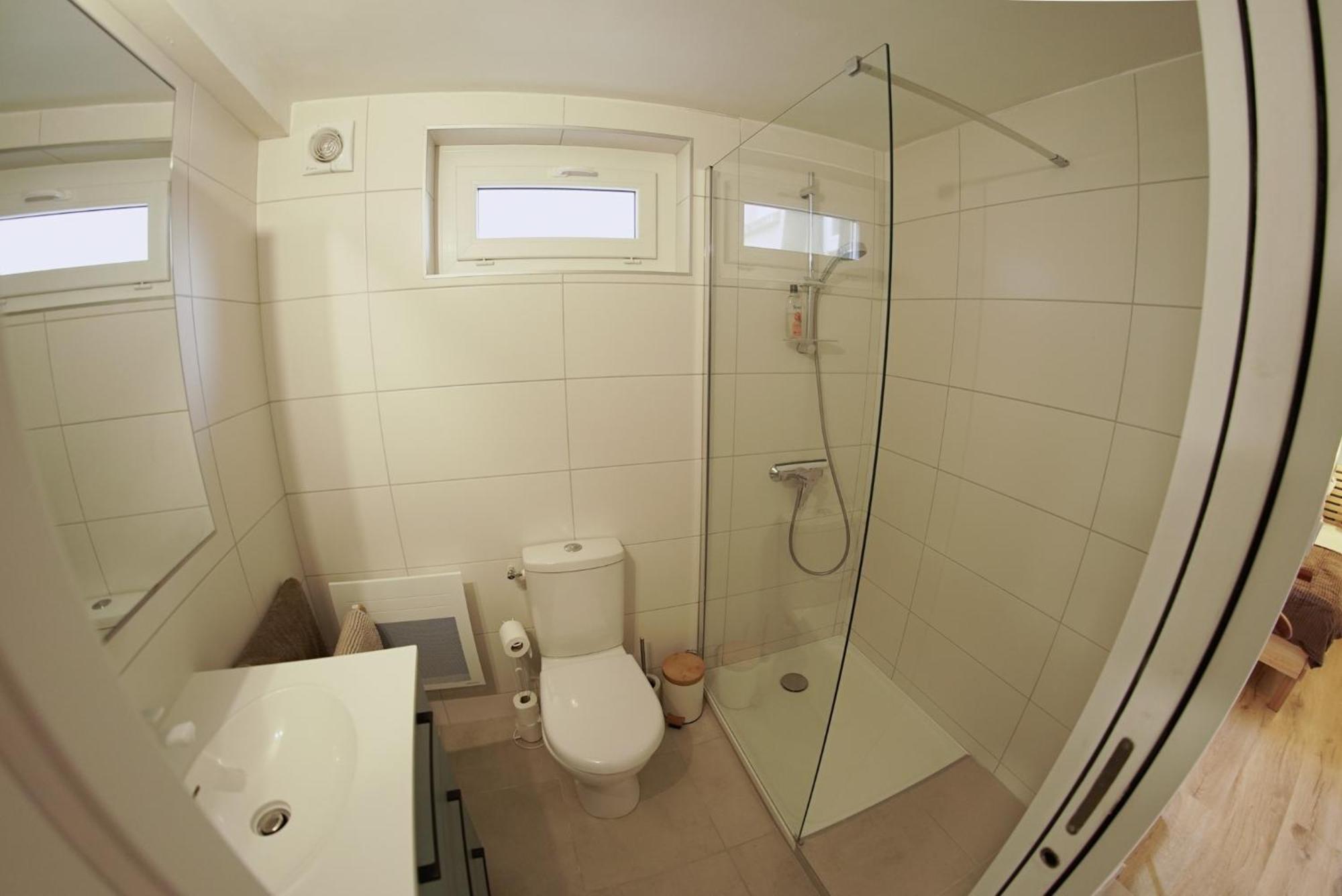 Le Montarrouye Appartement Pour 2 A 6 Personnes Bagnères-de-Bigorre Esterno foto