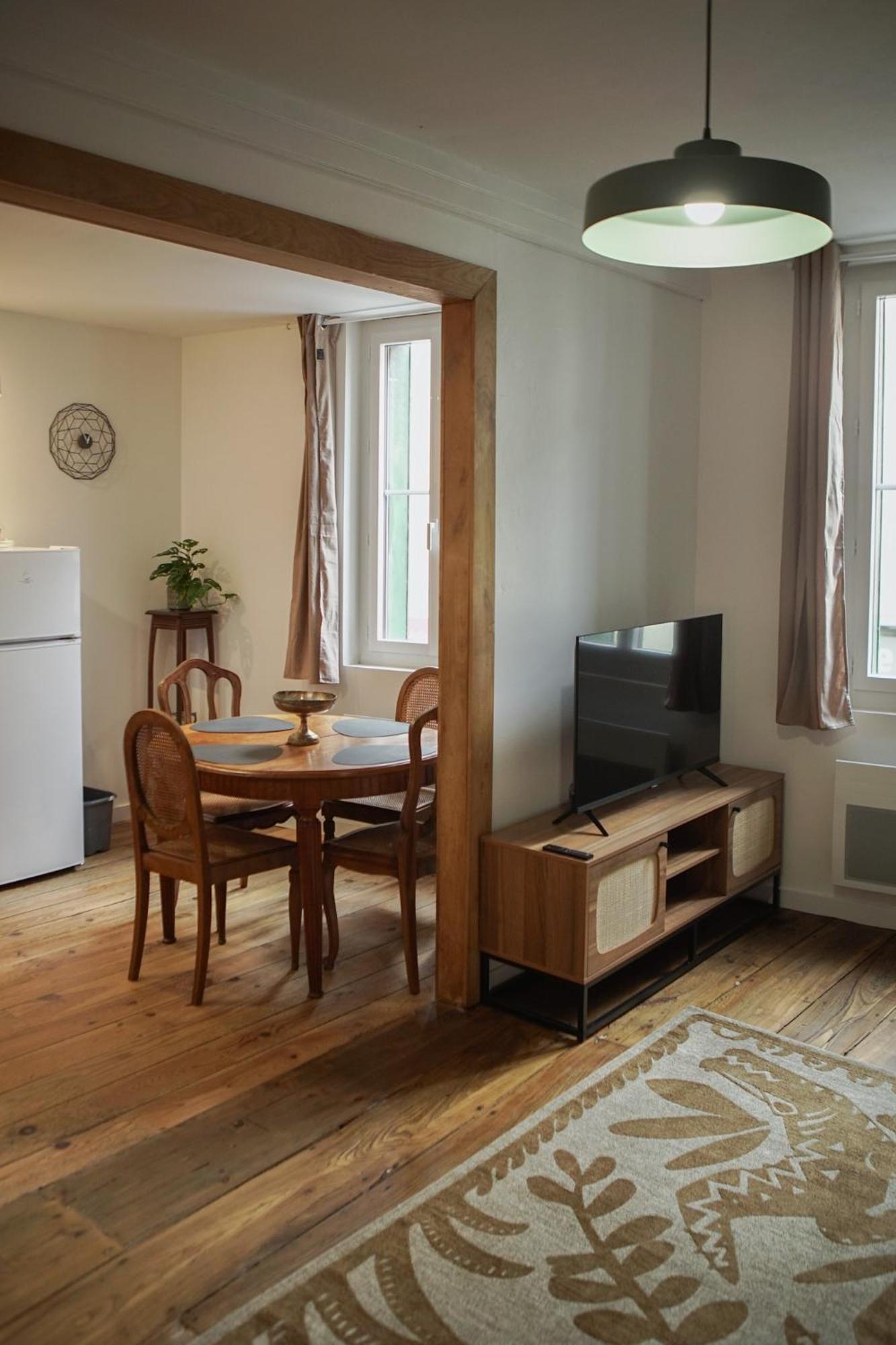 Le Montarrouye Appartement Pour 2 A 6 Personnes Bagnères-de-Bigorre Esterno foto