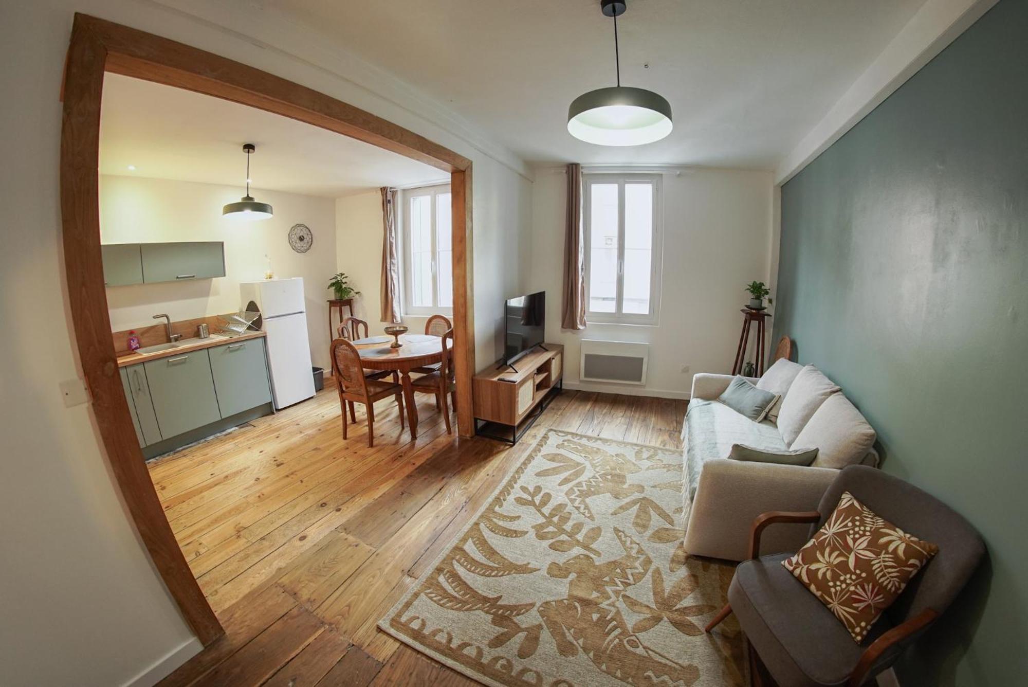 Le Montarrouye Appartement Pour 2 A 6 Personnes Bagnères-de-Bigorre Esterno foto